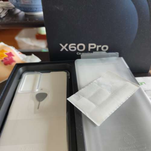 Vivo x60 pro 12gb＋256gb 黑色香港行貨