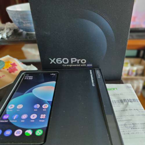 Vivo x60 pro 12gb＋256gb 黑色香港行貨