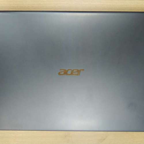 9成新 Acer 超輕薄 Swift 5 i7-8550U 970g IPS Touchscreen Ultrabook
