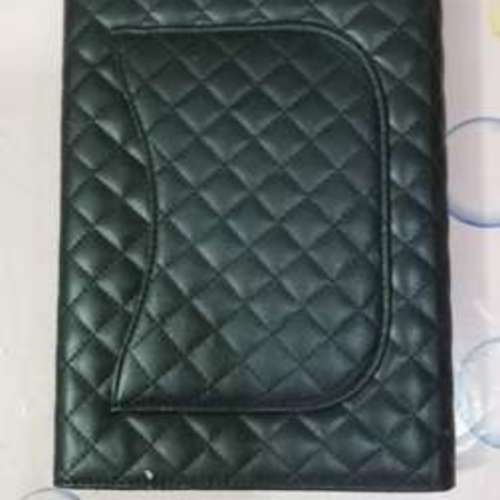 Chanel IPAD MINI Smart Case.  (黑色荔枝皮) Fake not Real  90% new