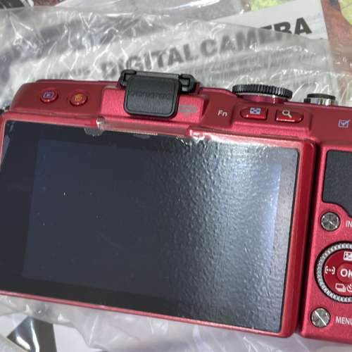 歡迎使用消費巻 新品 olympus pen lite e-pl6 紅色 kit 有2鏡頭付属 fullset
