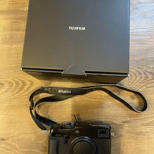 Fujifilm X-Pro3 XPro3 Body Black + 2 x Battery