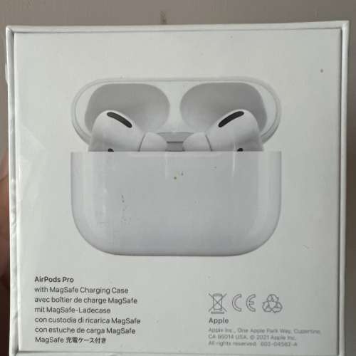 全新AirPods Pro 藍芽耳機水貨全新未開封- 二手或全新Earphones