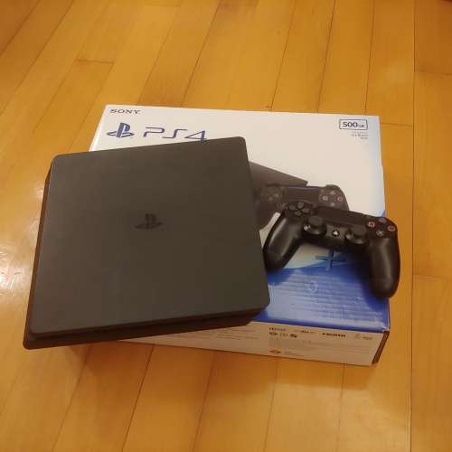 放 PS4 500gb Slim 版黑色主機行貨連1隻GAME