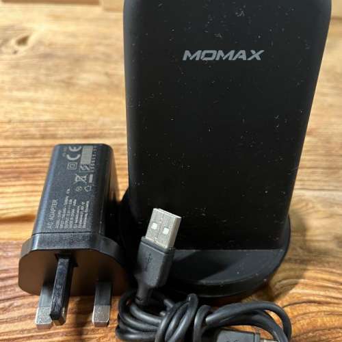Momax wireless charger 無線充電 10W