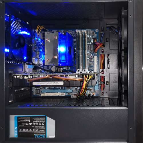 Intel Xeon 4核8線程電腦主機，適合低效遊戲 文書工作 睇片