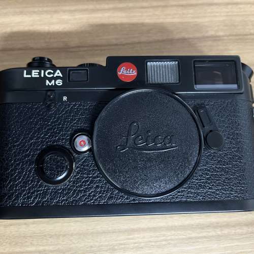 Leica m6 (CLAed)