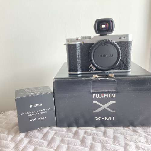 Fujifilm x-M1