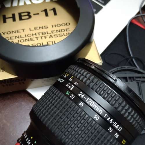 Nikon AF 24-120mm F3.5-5.6D 連原廠HB-11 hood