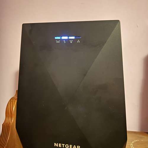 Netgear r8000p + Netgear ex7700 extender