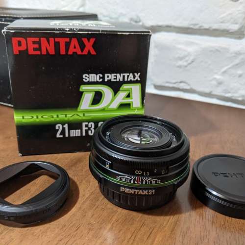 Pentax DA 21mm F3.2 Limited lens