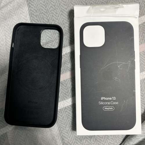 賣Silicone Case iPhone13 黑色 $120