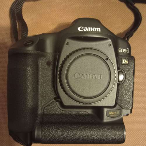 Canon 1Ds Mark II 1Ds2, 95% new