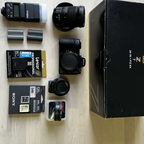 Nikon Z7 body  kit 24-70 f4 S + FTZ