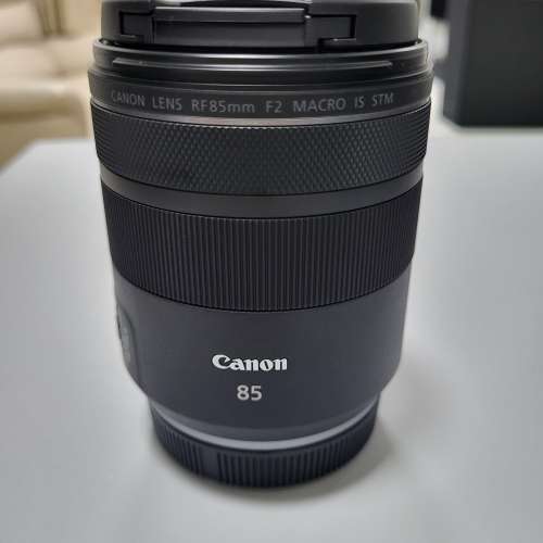 98%New 有保 Canon RF 85mm f/2 Macro IS STM 行貨齊單盒證+原廠遮光罩