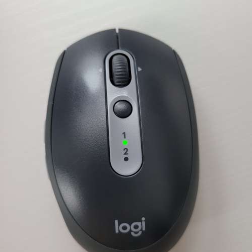 99% 新Logitech M590 bluetooth 靜音mouse