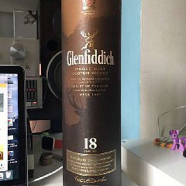 Glenfiddich single malt scotch whisky 18 years