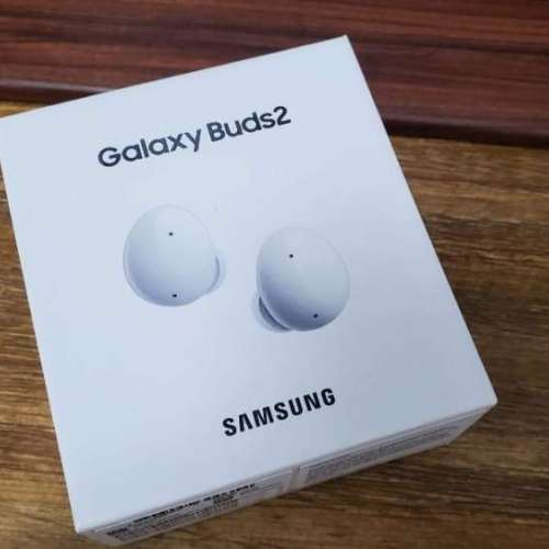 賣100%新 白色 Samsung Galaxy Buds2