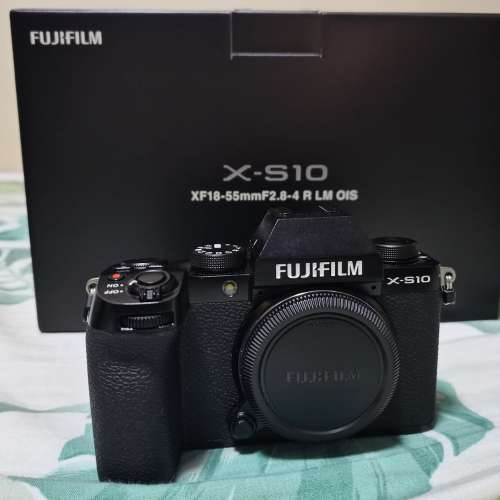 (99% new) Fujifilm X-S10 Body