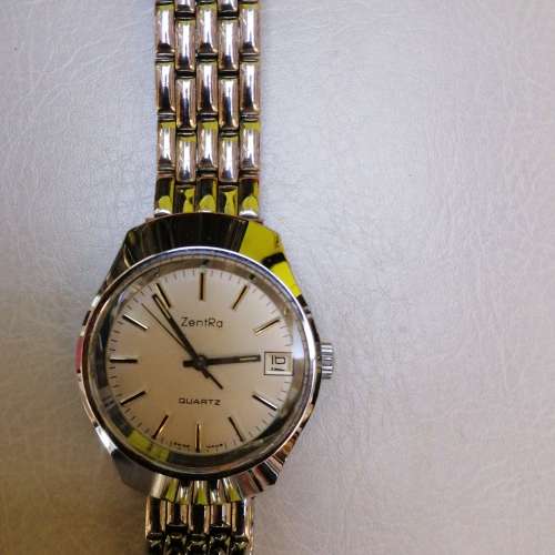 Vintage Swiss ZentRa Quartz Watch
