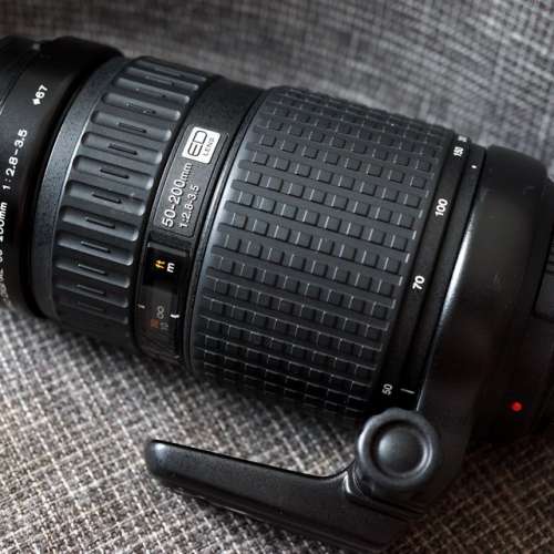 OLYMPUS DIGITAL 50-200mm f2.8-4 for 4/3 system                  not nikon sony