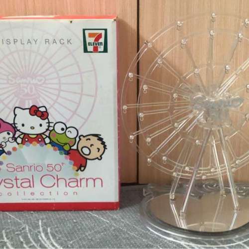 全新7-11 摩天輪 Sanrio 50th Crystal Charms display rack