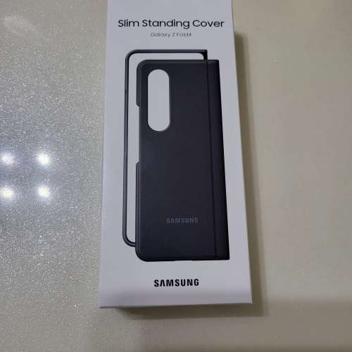Samsung Z Fold 4 Slim Standing Cover 薄型立架式背蓋 (黑色)