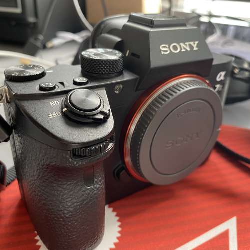 Sony A73