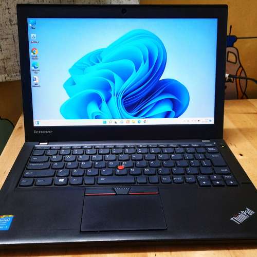 Lenovo ThinkPad X250 i5 5300U