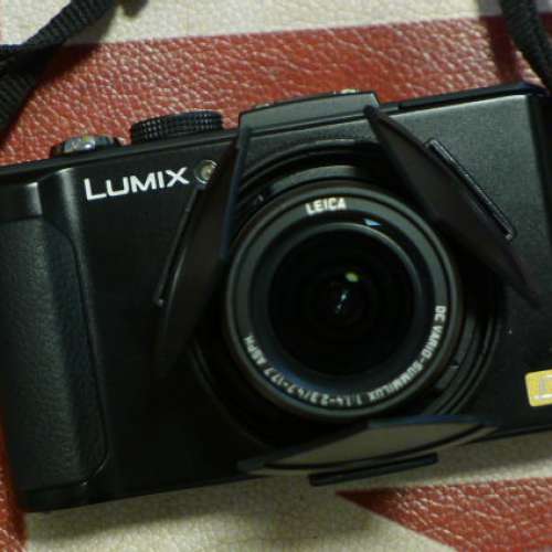 Lumix LX7