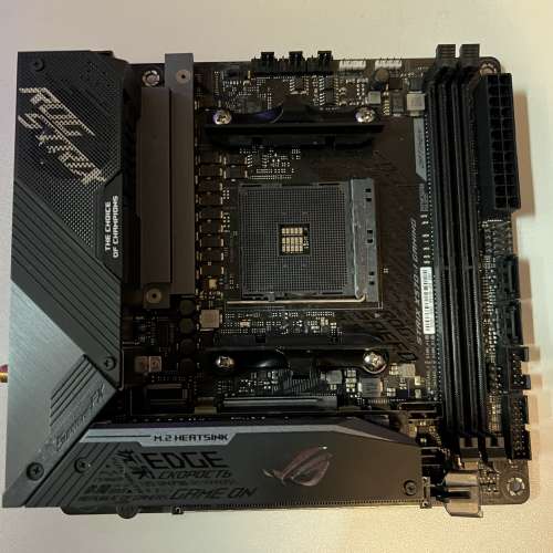 ASUS ROG STRIX X570I GAMING AMD AM4 ITX 底板