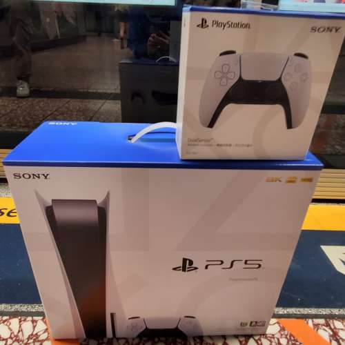 PS5  PlayStation 5新型號 CF-1218 及額外手制