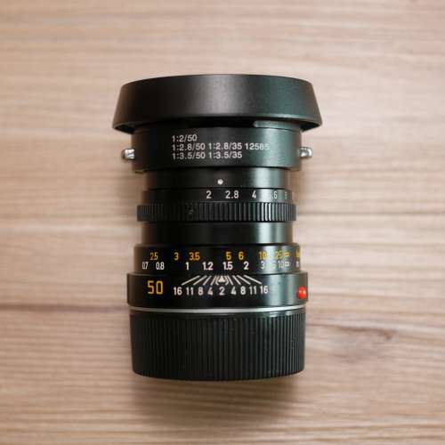 Leica Summicron-M 50mm f2 V4 ''moon tab''