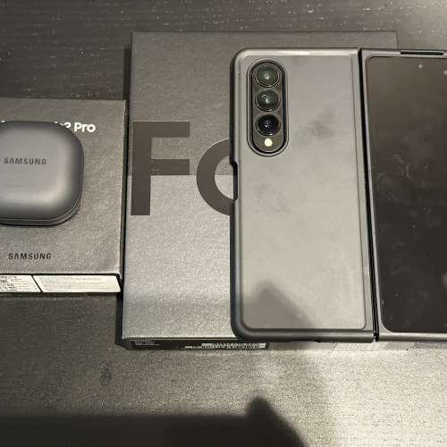 Samsung z fold 4行貨512gb黑色及buds pro 2黑色