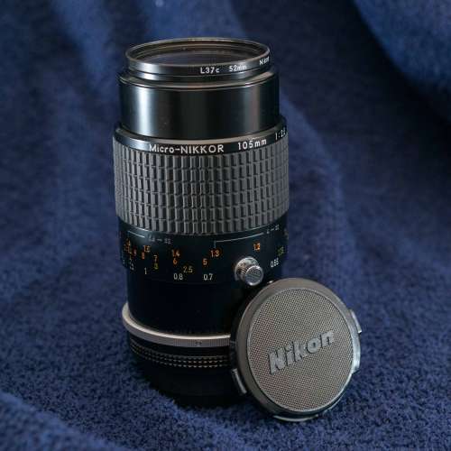 Nikon 105mm f2.8 AI-S macro + HS14