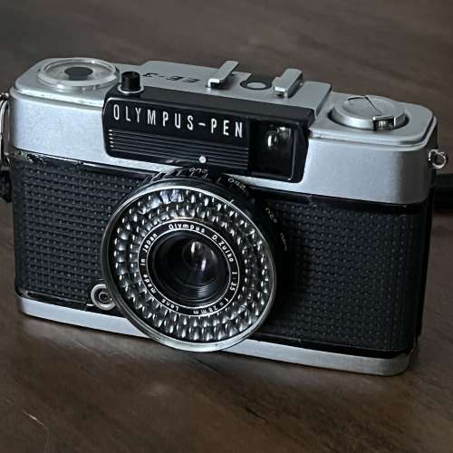 Olympus EE3 半格菲林相機