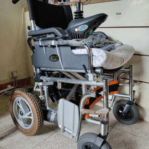 電動輪椅，新換鋰電