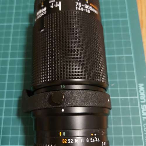 Nikko AF 75-300