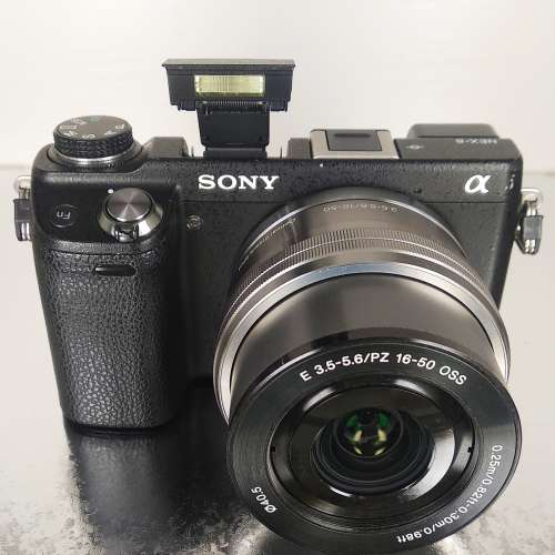 Sony NEX-6 +PZ16-50 OSS