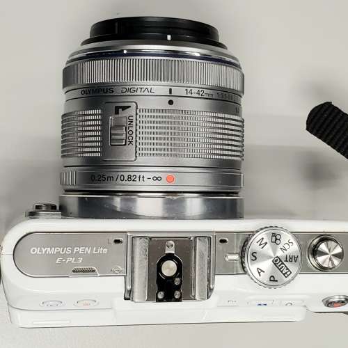 Olympus E-PL3 with 14-42mm II R Kit Set (EPL3) - 送 Extreme 快 SD 及 KATA DC 4...