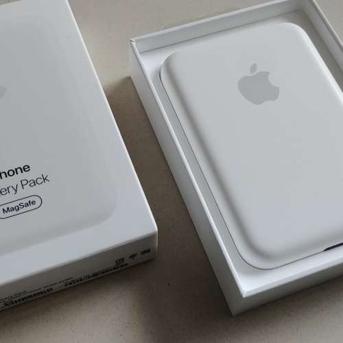 Apple MagSafe 外接式電池 (85% new)