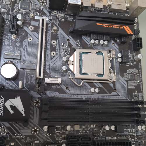 I5 9400f + GIGABYTE B360M AORUS GAMING 3