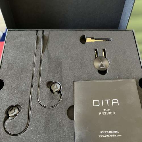近全新 DITA - The Answer  earphones (Truth Edition) Van den Hul