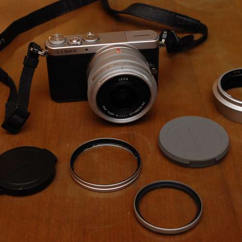 Panasonic Lumix GM1 GM-1 Leica 15mm f/1.7 f 1.7
