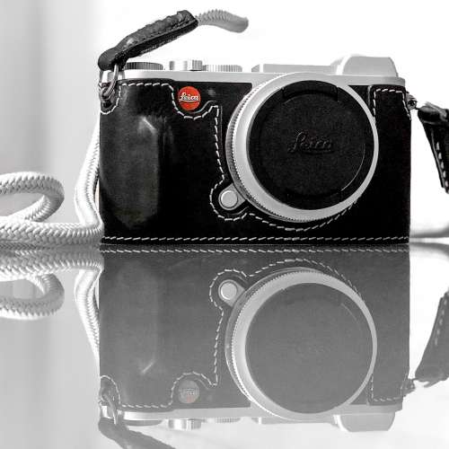 99% NEW LEICA CL Prime kit w/18mm f/2.8 ASPH SILVER