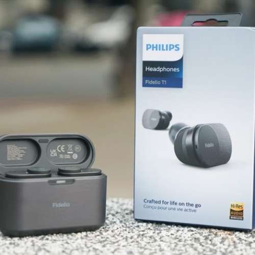 全新未開封 Philips Fidelio T1 True 無線耳機黑色