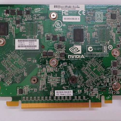 HP nVIDIA Quadro NVS 450 - DisplayPort x 4 輸出