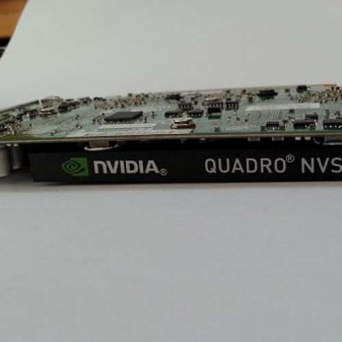 HP nVIDIA Quadro NVS 450 - DisplayPort x 4 輸出