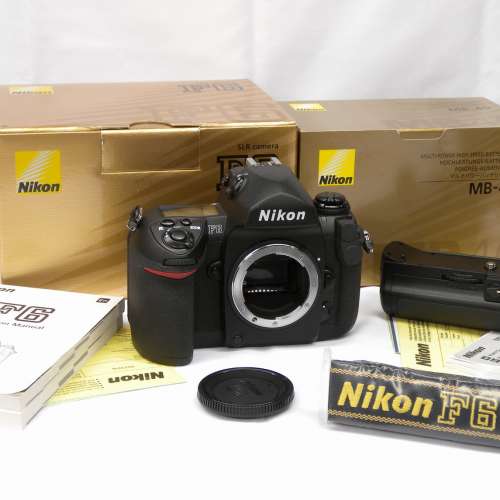 全新 Nikon F6+MB-40 (菲林機身+多功能電池匣)