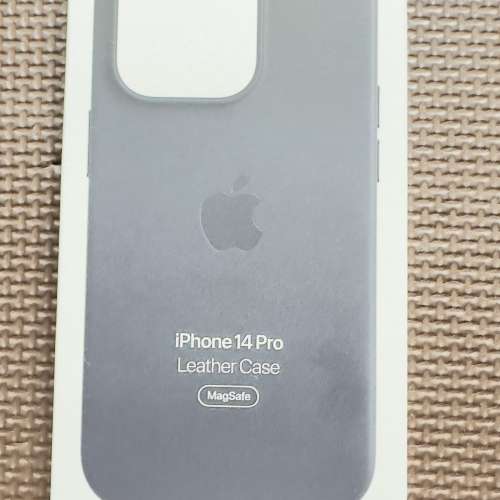 iPhone 14 Pro MagSafe 皮革護殼 - 午夜暗色
